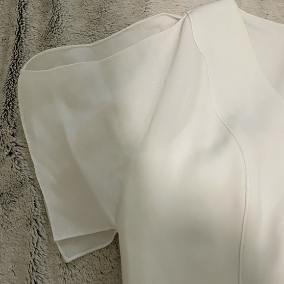 Elie Tahari V-neck open sleeve dress - Picture 16 of 16